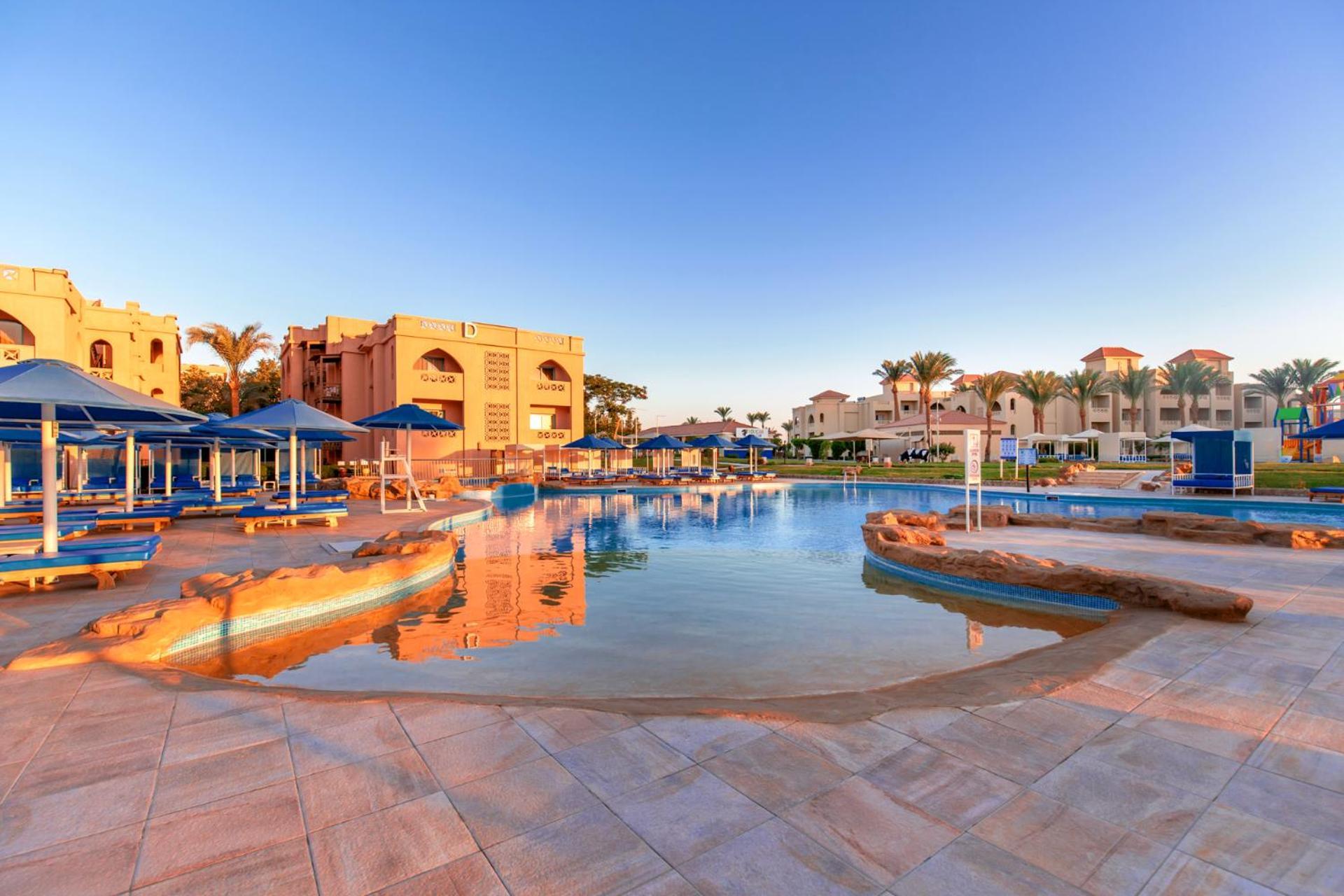Pickalbatros Aqua Park Resort - הורגהדה מראה חיצוני תמונה